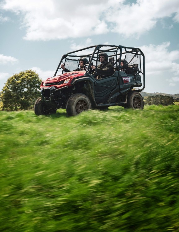 pioneer-1000-5p-deluxe-product-page-hero-mobile-1600x2080